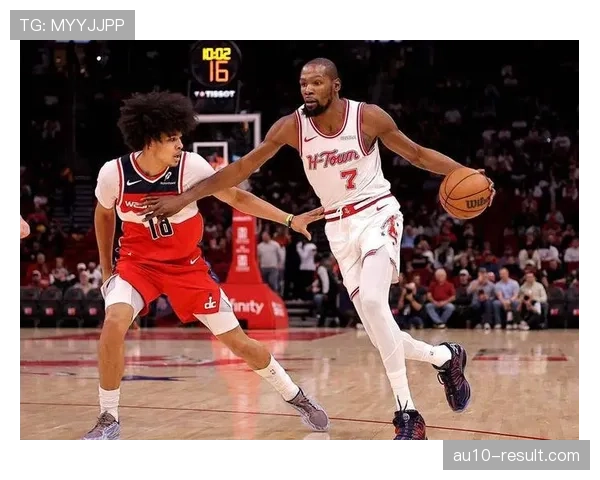 乌度卡死用主力轮换模式 杜兰特高出场时间引发体能管理争议 乌度卡死用主力轮换模式 杜兰特高出场时间引发体能管理争议